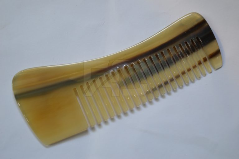 Dragon Style Shampoo Horn Comb Large