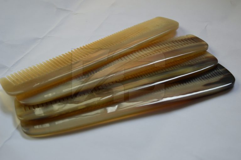 Natural Horn Straight Wider Tooth Comb