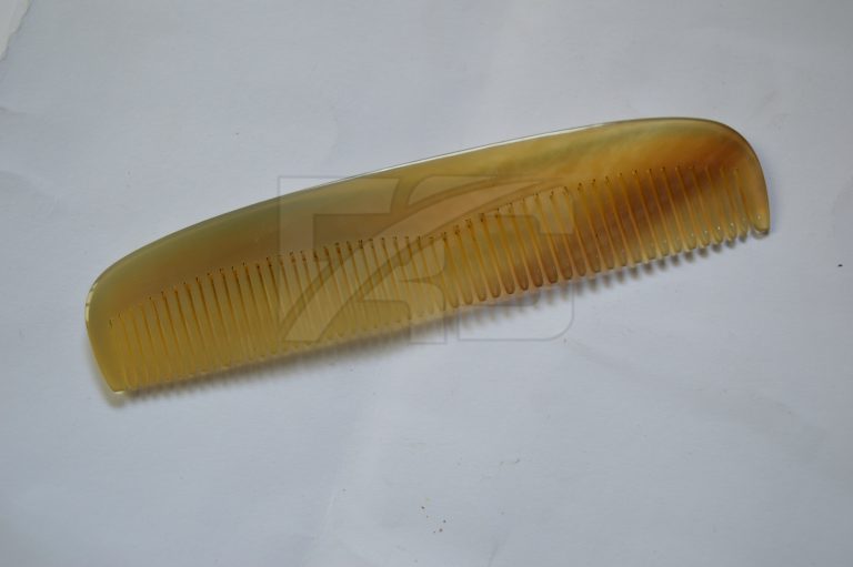 Natural Large Horn Comb